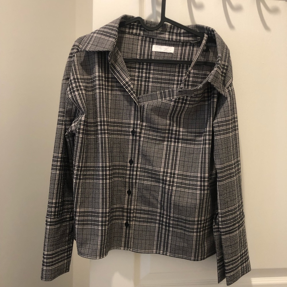 Oak + Fort Asymmetrical off-shoulder shirt